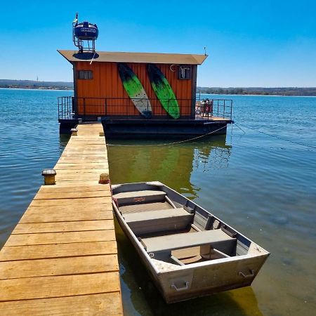 House Boat Faroeste Caboclo Brasília Buitenkant foto