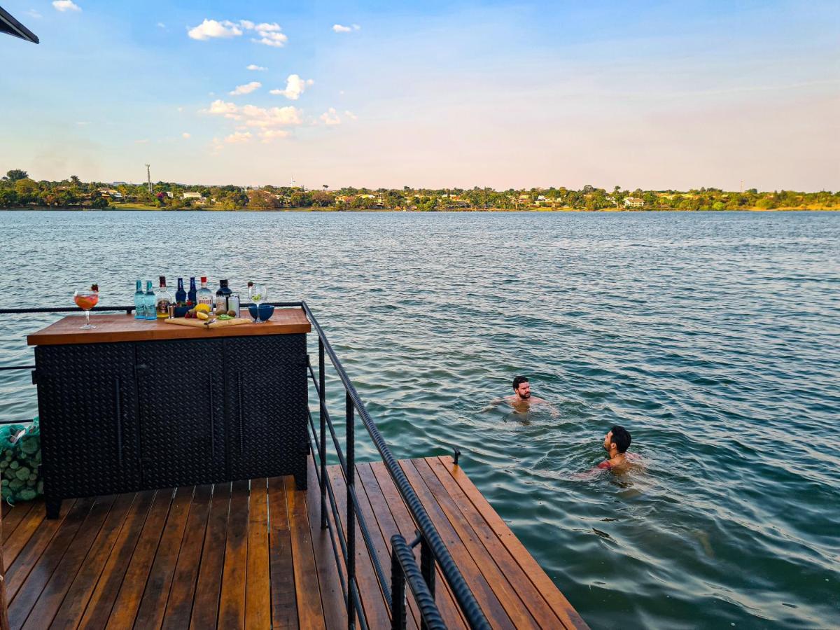 House Boat Faroeste Caboclo Brasília Buitenkant foto