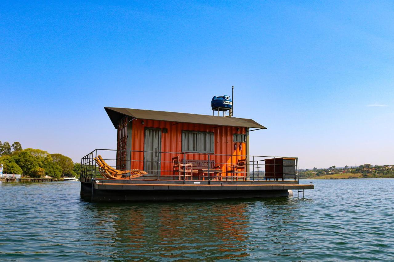 House Boat Faroeste Caboclo Brasília Buitenkant foto