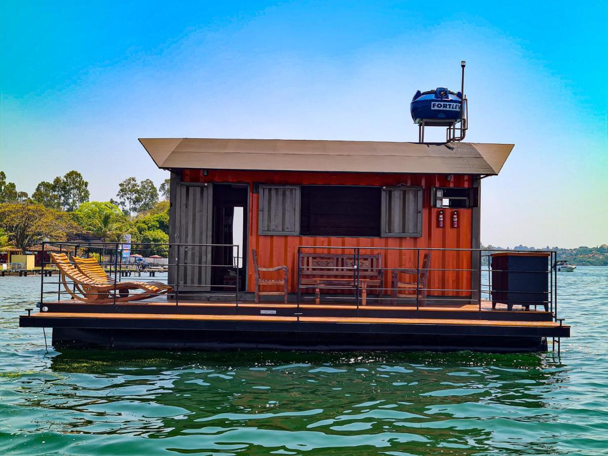 House Boat Faroeste Caboclo Brasília Buitenkant foto