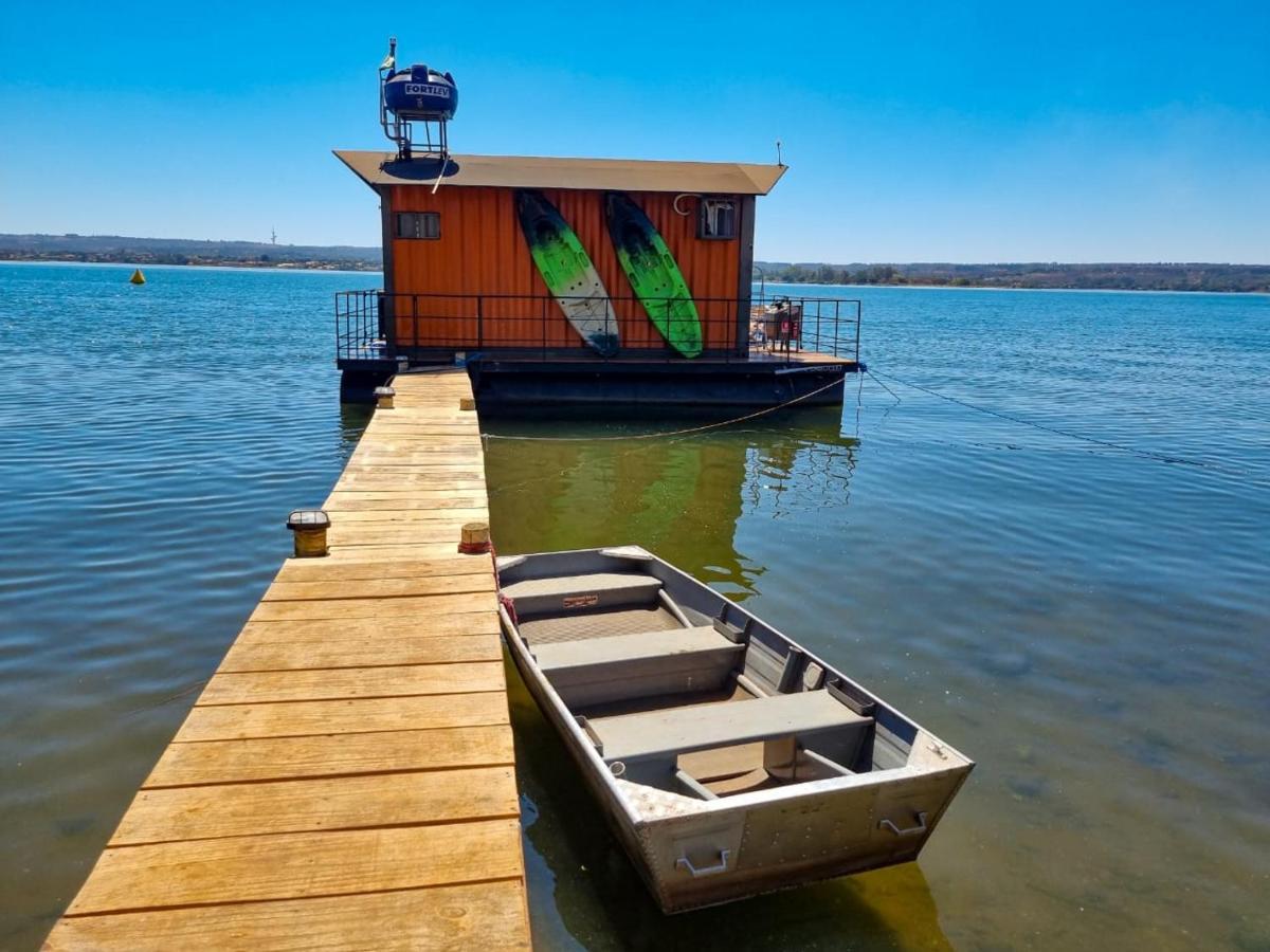 House Boat Faroeste Caboclo Brasília Buitenkant foto